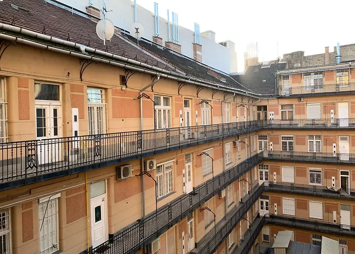 Chairman\'S Apartment